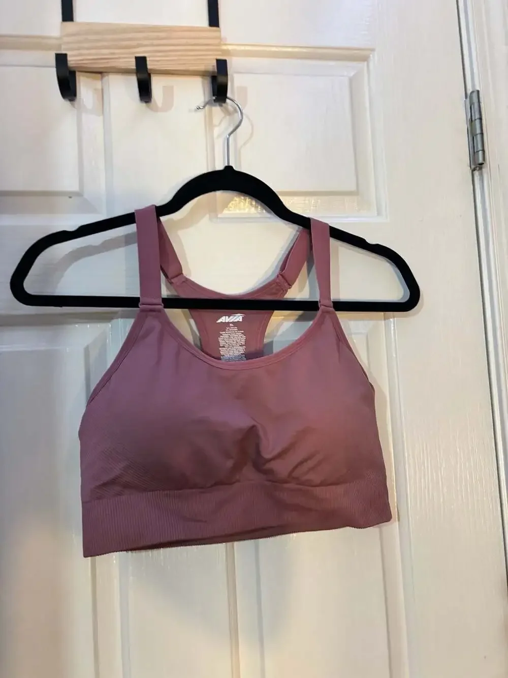 Avia Women's Seamless Keyhole Racerback Sports Bra, Mauve Pink, Size XL